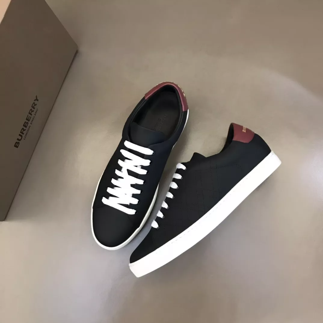 Burberry Casual Shoes For Men Lightweight 8308