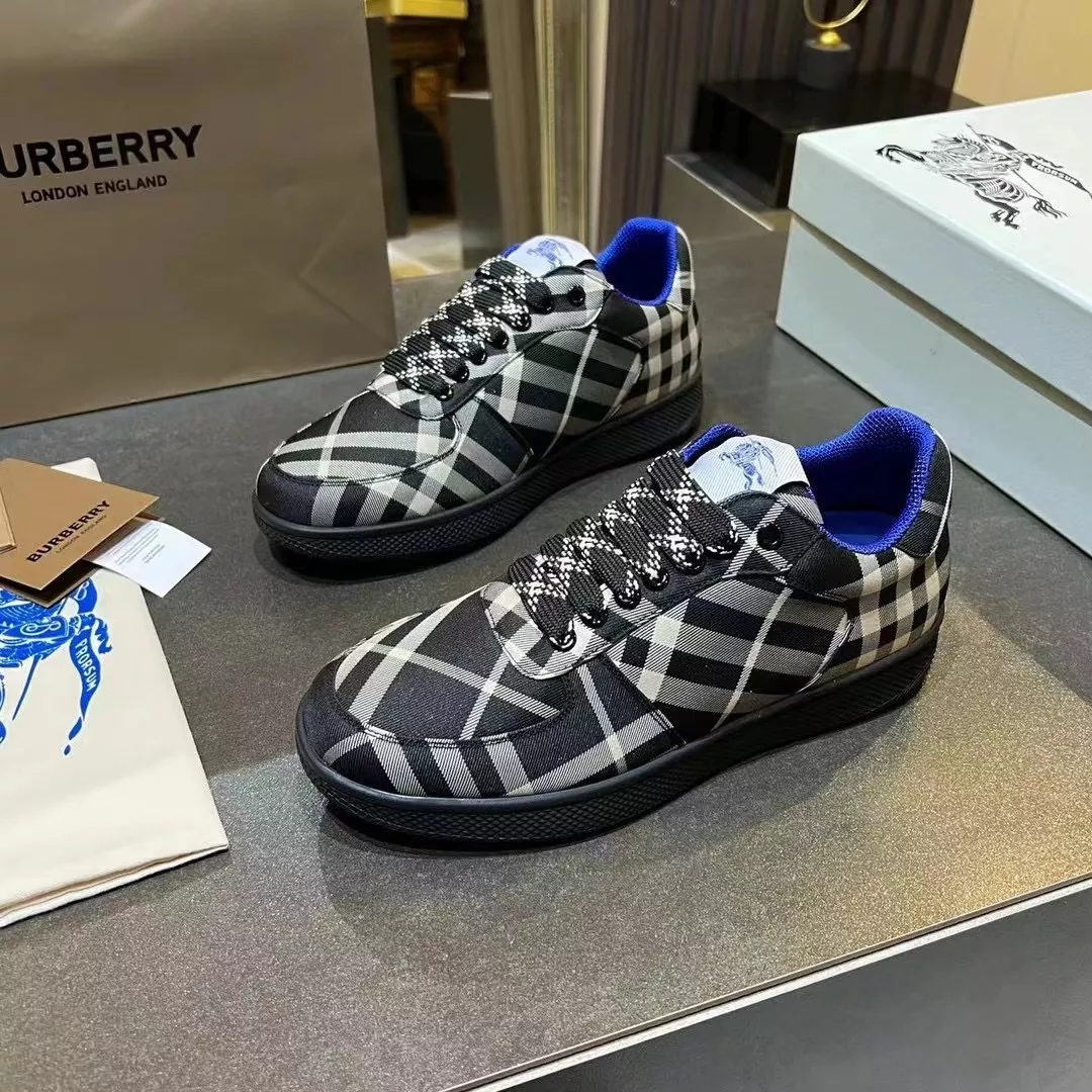Burberry Casual Shoes For Men Lightweight 8431