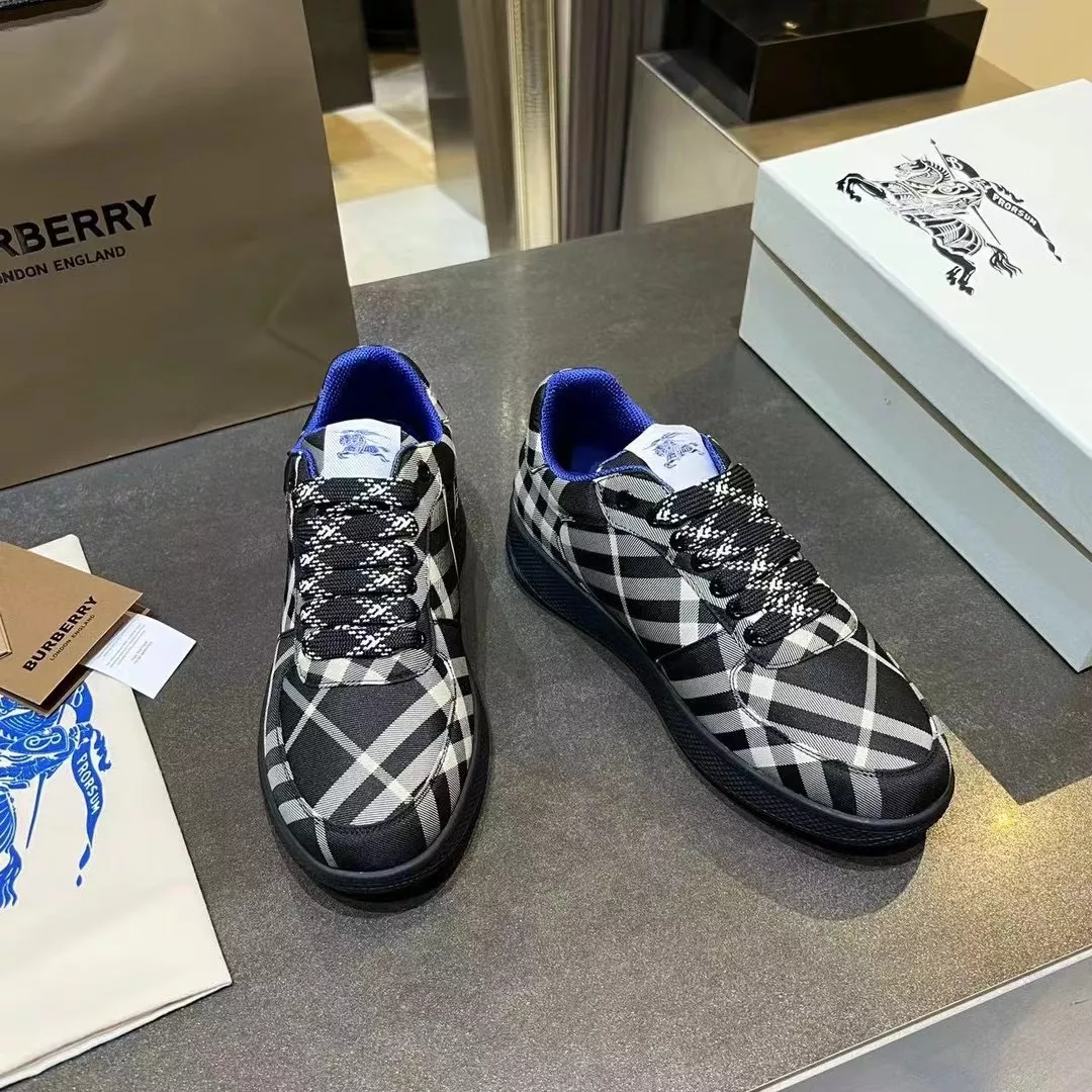 Burberry Casual Shoes For Men Lightweight 8431