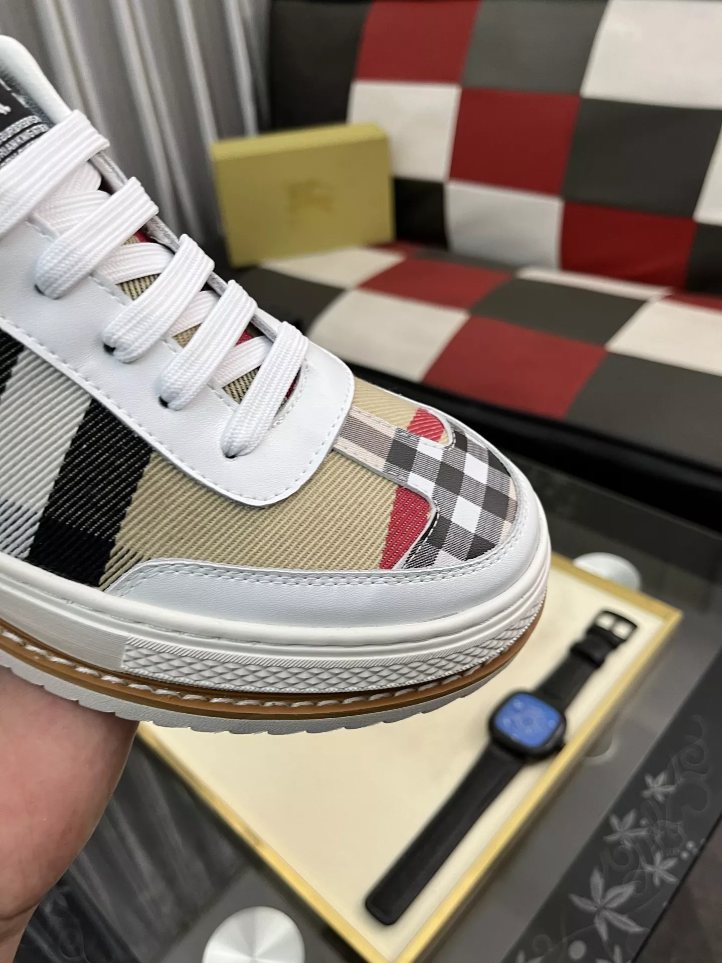 Burberry Casual Shoes For Men Modern 9476
