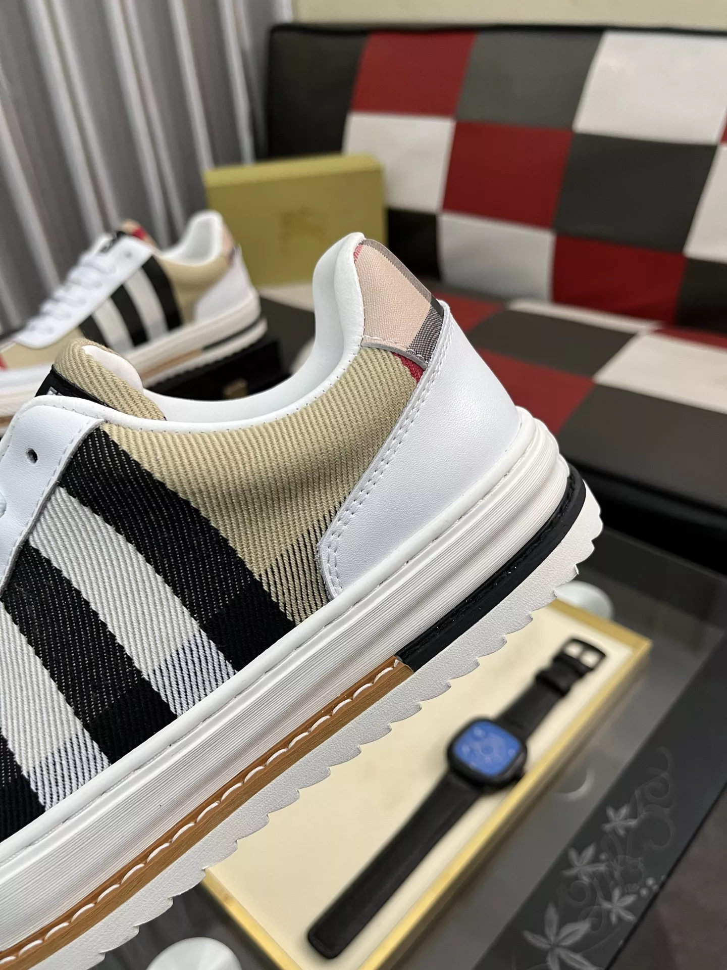 Burberry Casual Shoes For Men Modern 9476