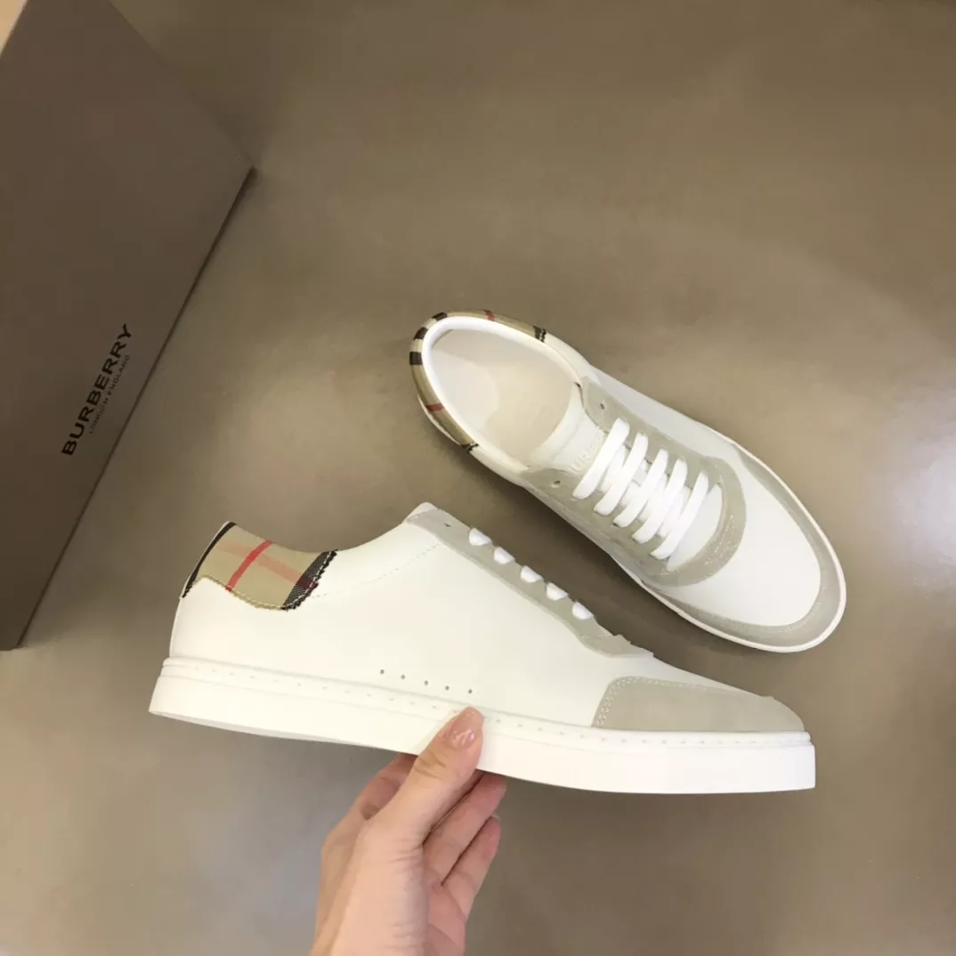 Burberry Casual Shoes For Men Popular 8909