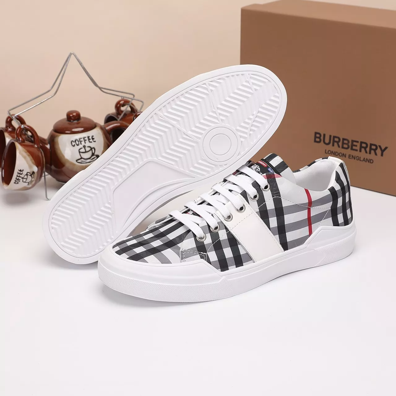 Burberry Casual Shoes For Men Practical 958
