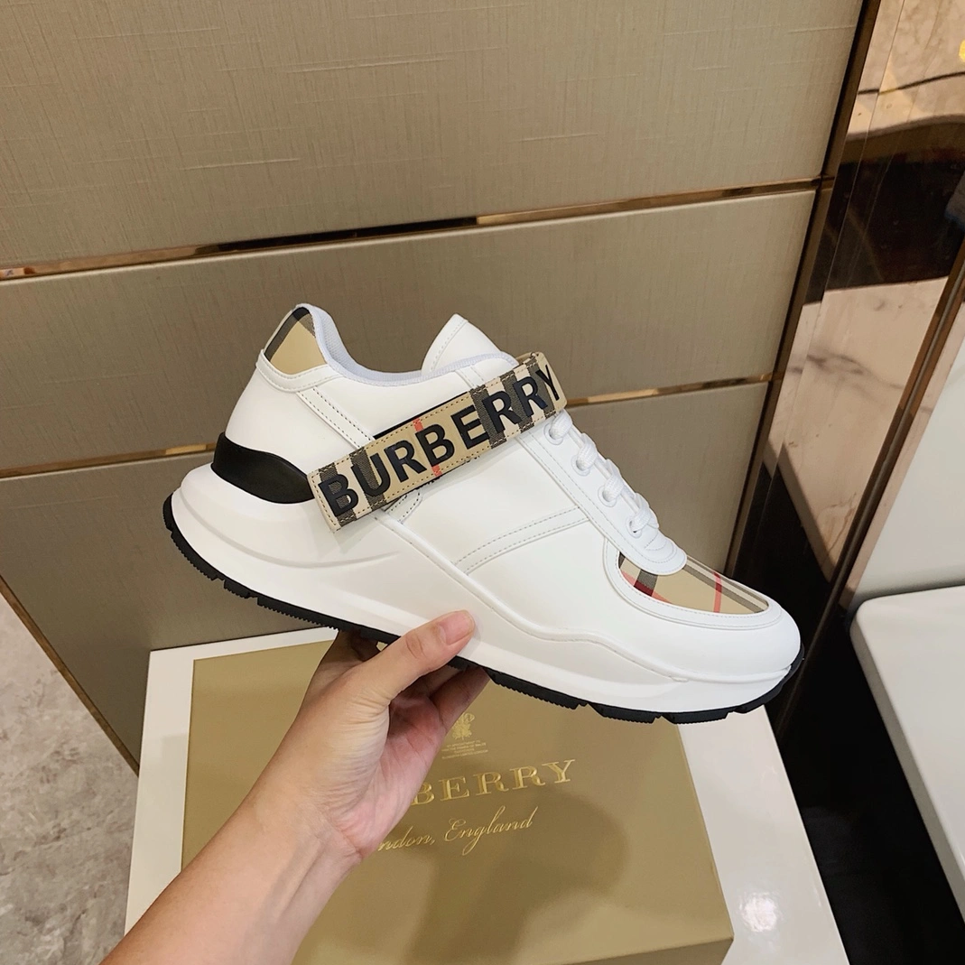 Burberry Casual Shoes For Men Refined 6062