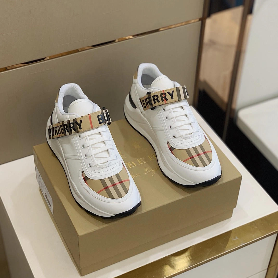 Burberry Casual Shoes For Men Refined 6062