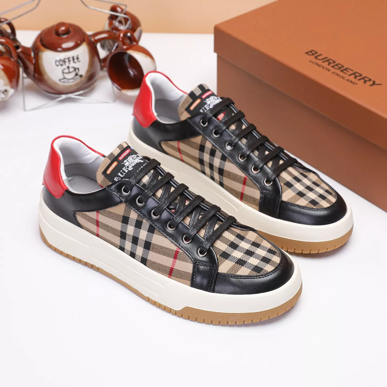 Burberry Casual Shoes For Men Refined 9180