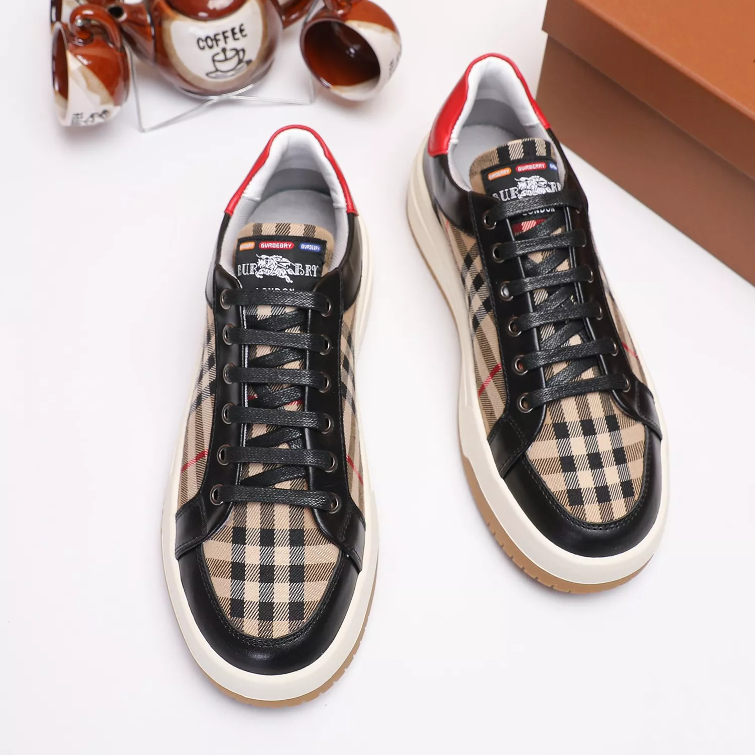 Burberry Casual Shoes For Men Refined 9180