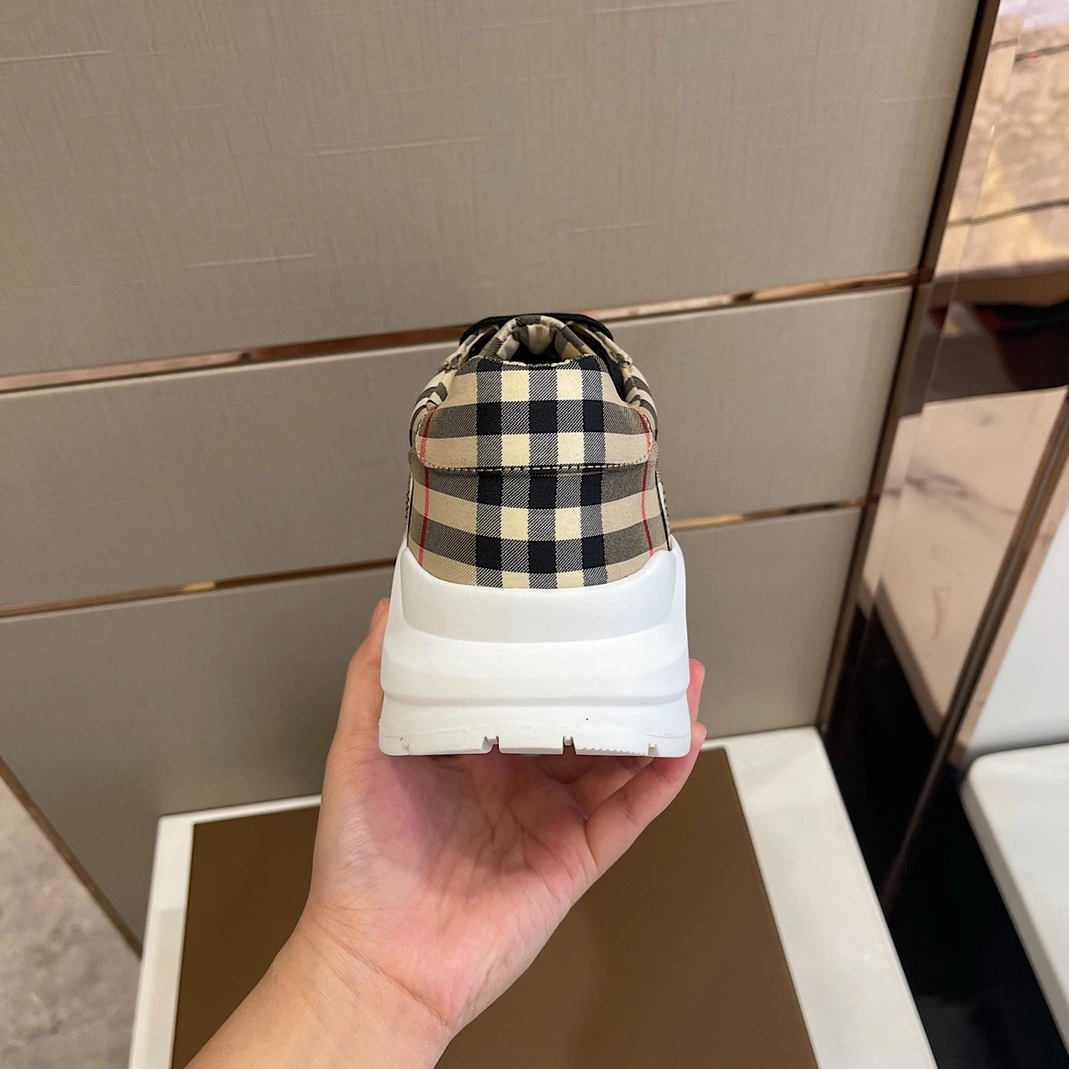 Burberry Casual Shoes For Men Reliable 8097