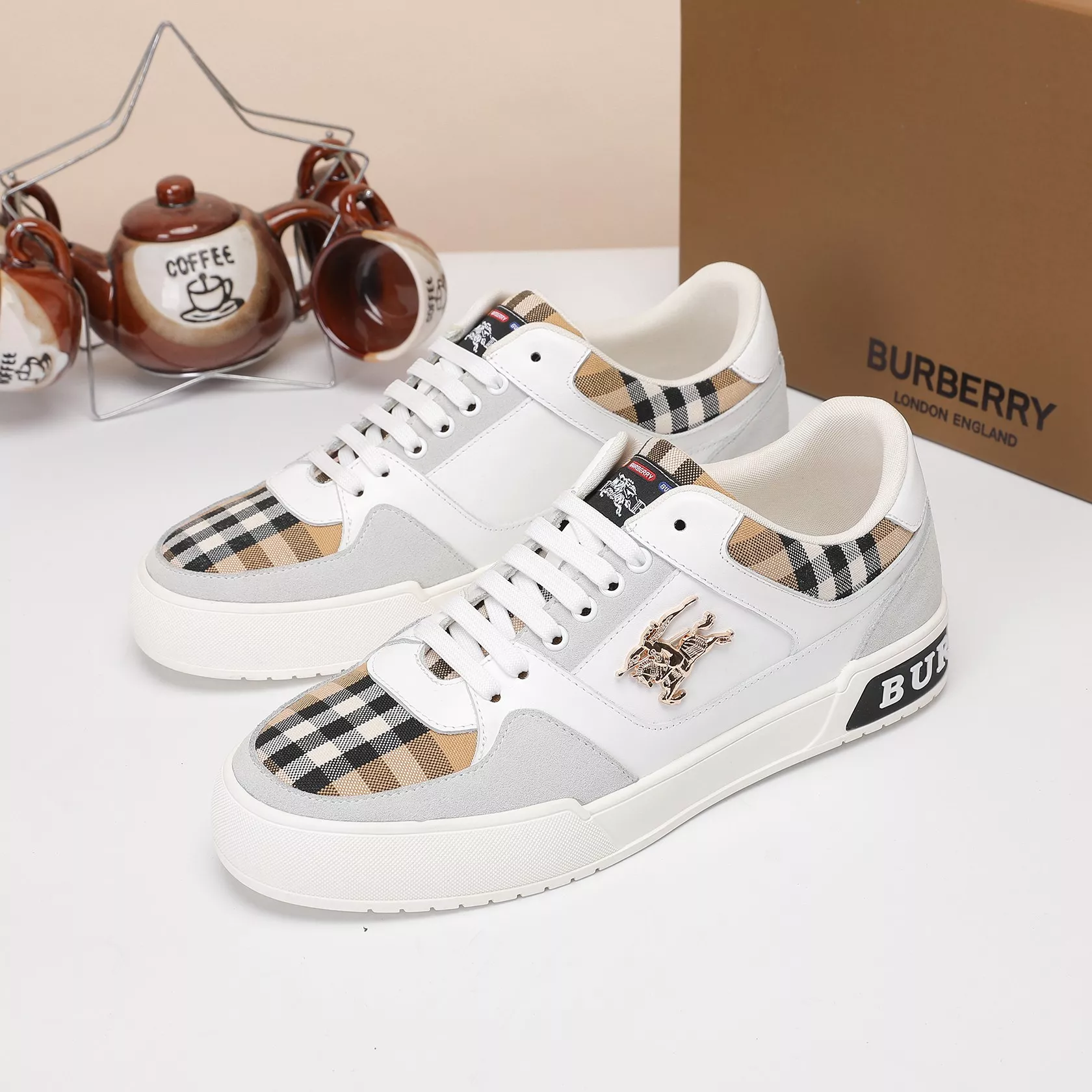 Burberry Casual Shoes For Men Soft 9924