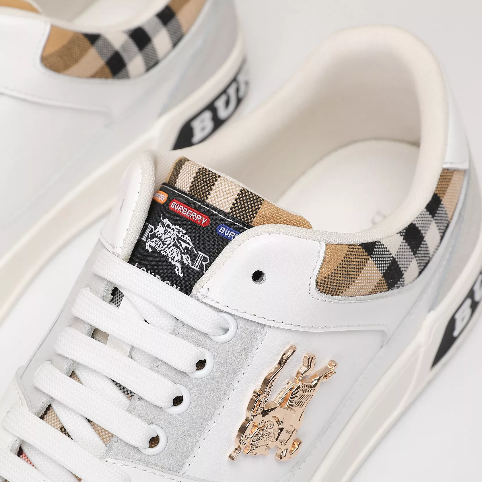 Burberry Casual Shoes For Men Soft 9924