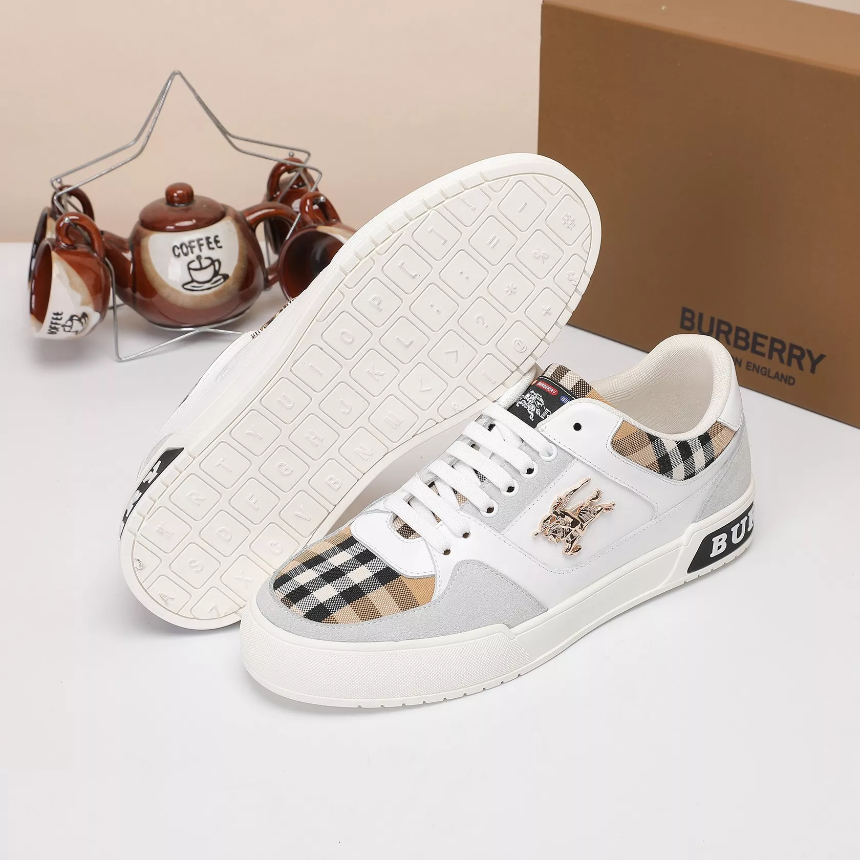 Burberry Casual Shoes For Men Soft 9924