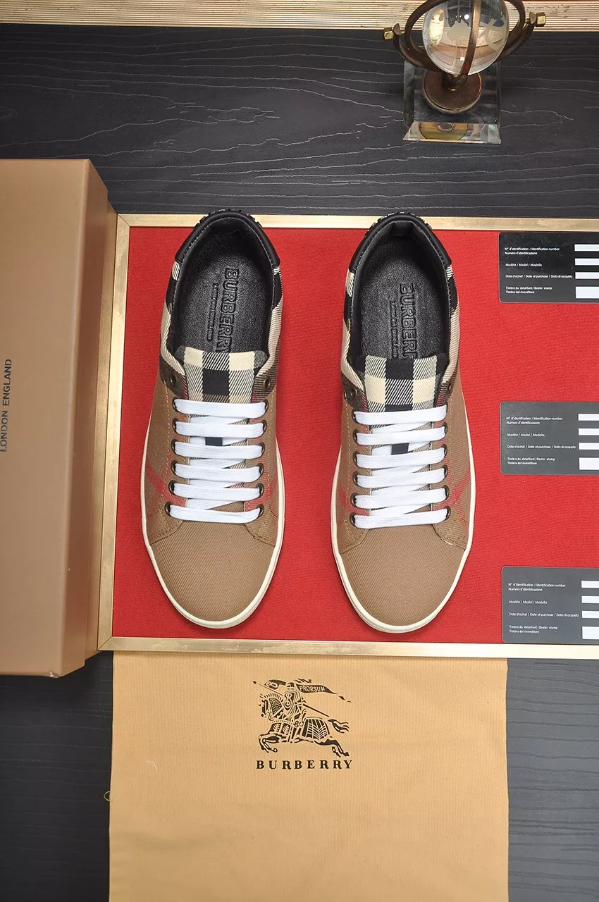 Burberry Casual Shoes For Men Sophisticated 7667