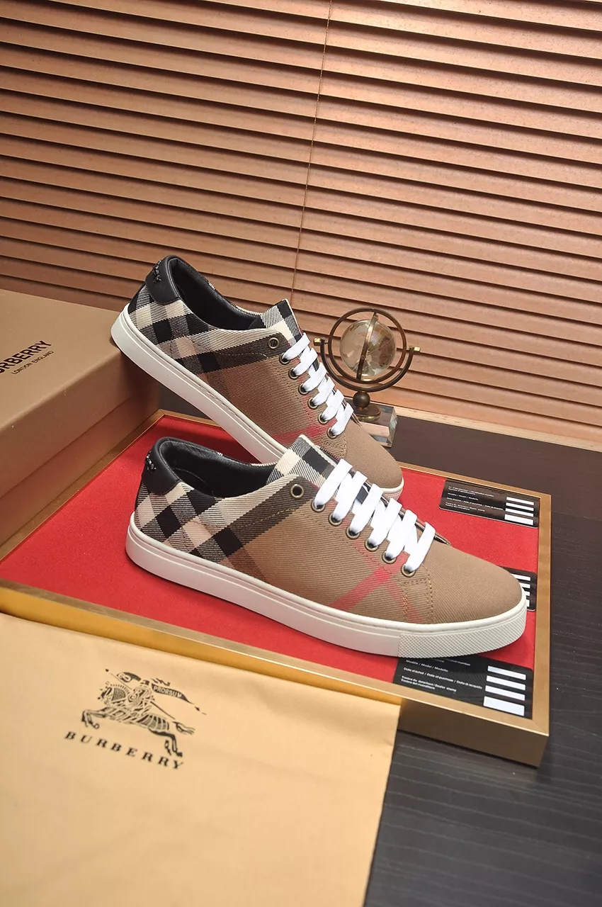 Burberry Casual Shoes For Men Sophisticated 7667