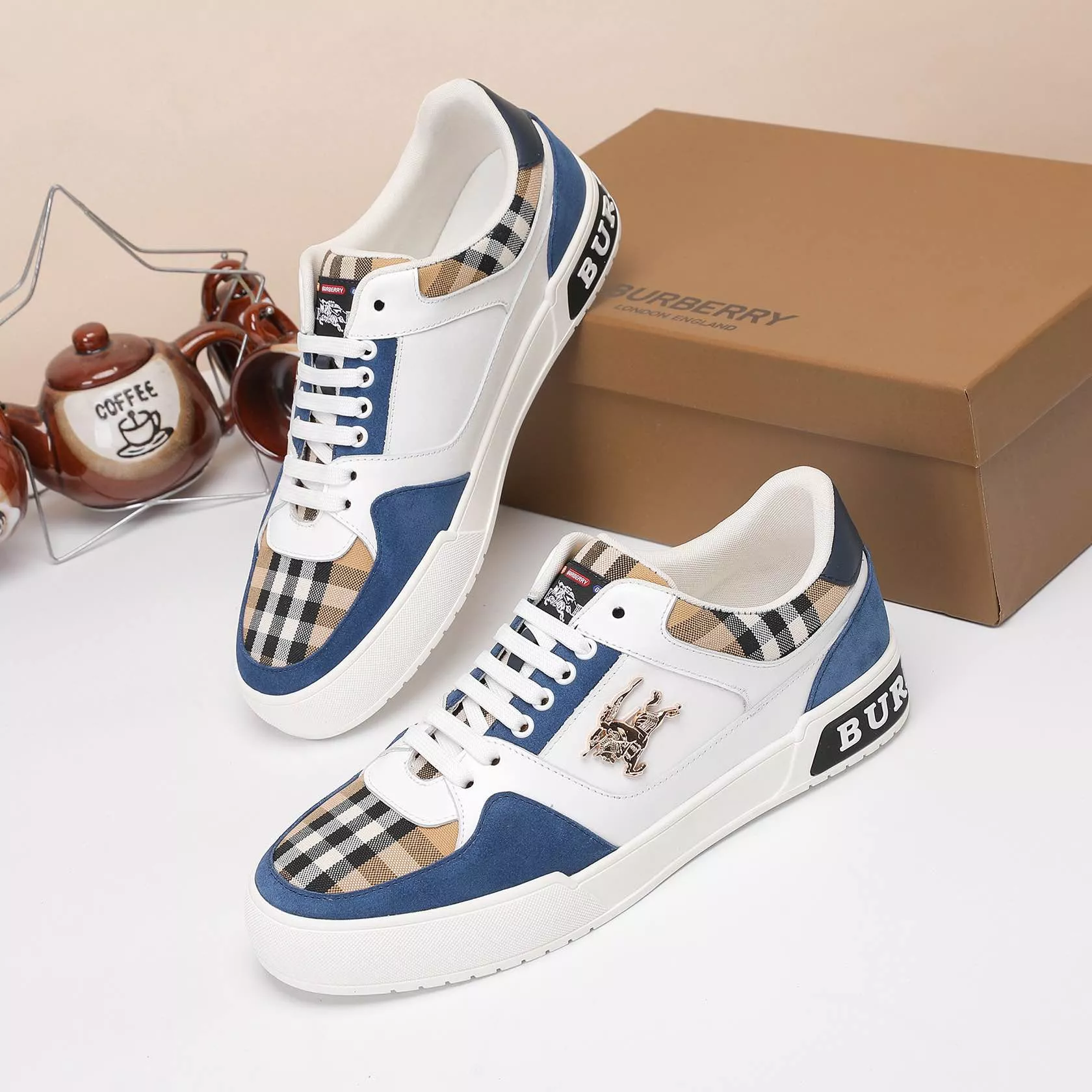Burberry Casual Shoes For Men StreetReady 3123