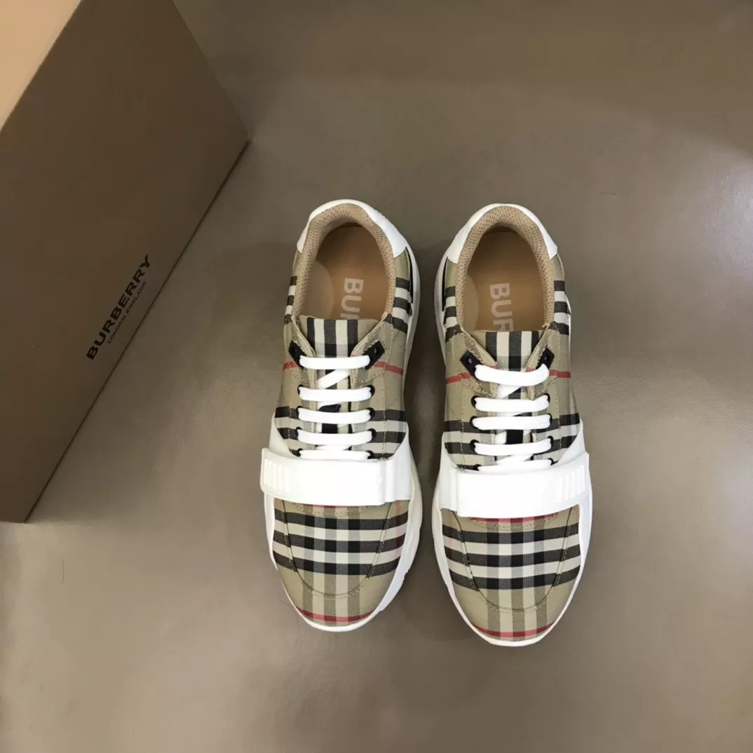 Burberry Casual Shoes For Men StreetReady 4865