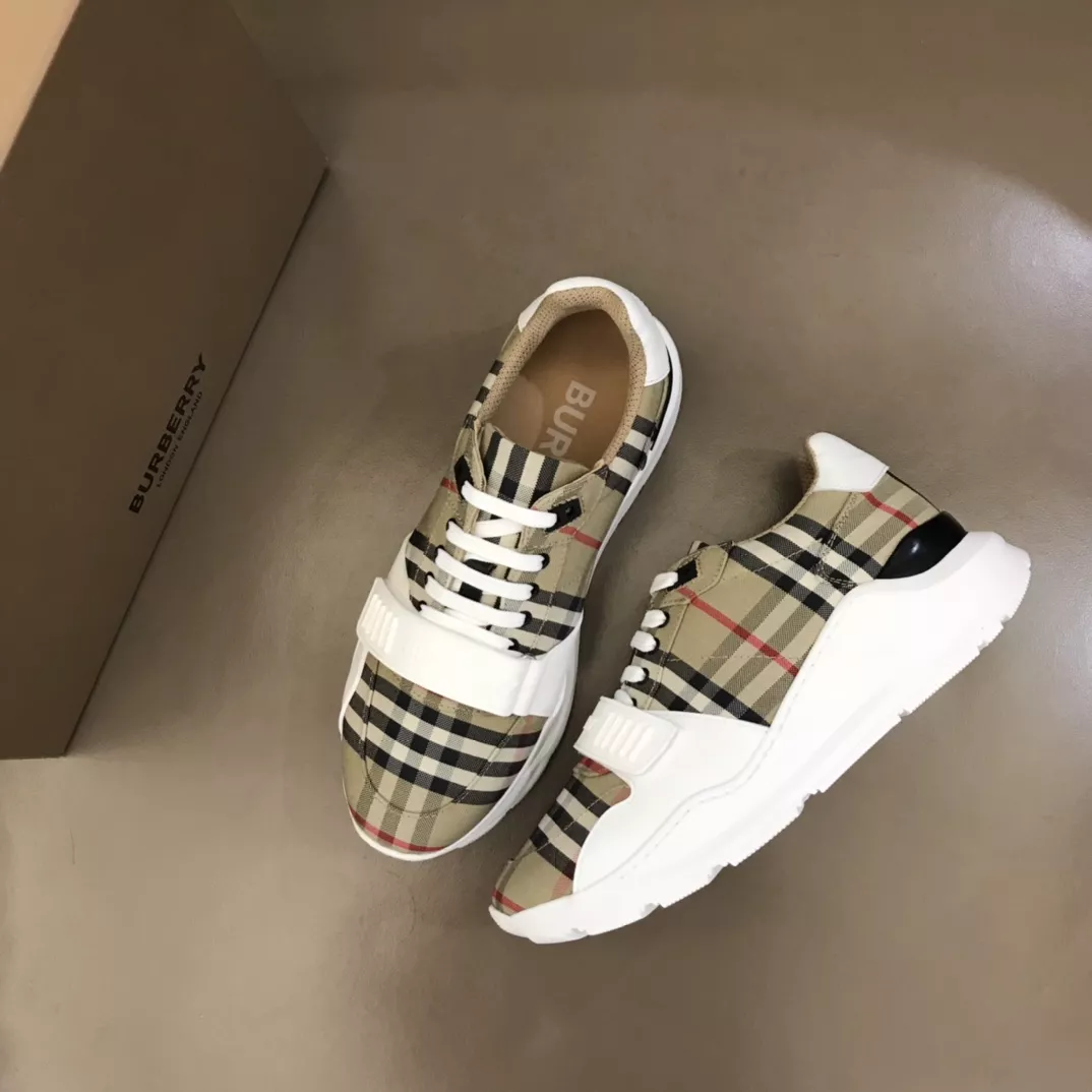 Burberry Casual Shoes For Men StreetReady 4865