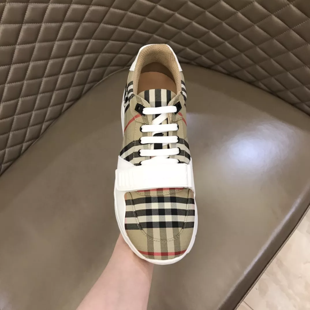 Burberry Casual Shoes For Men StreetReady 4865