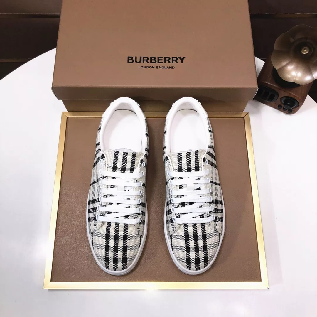Burberry Casual Shoes For Men Stylish 2675