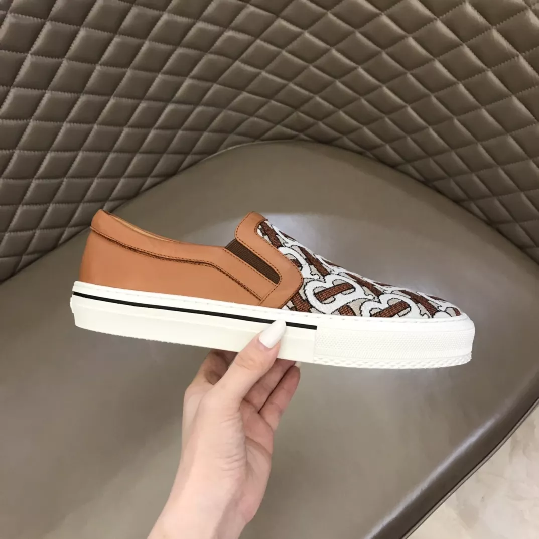 Burberry Casual Shoes For Men TopPick 6237