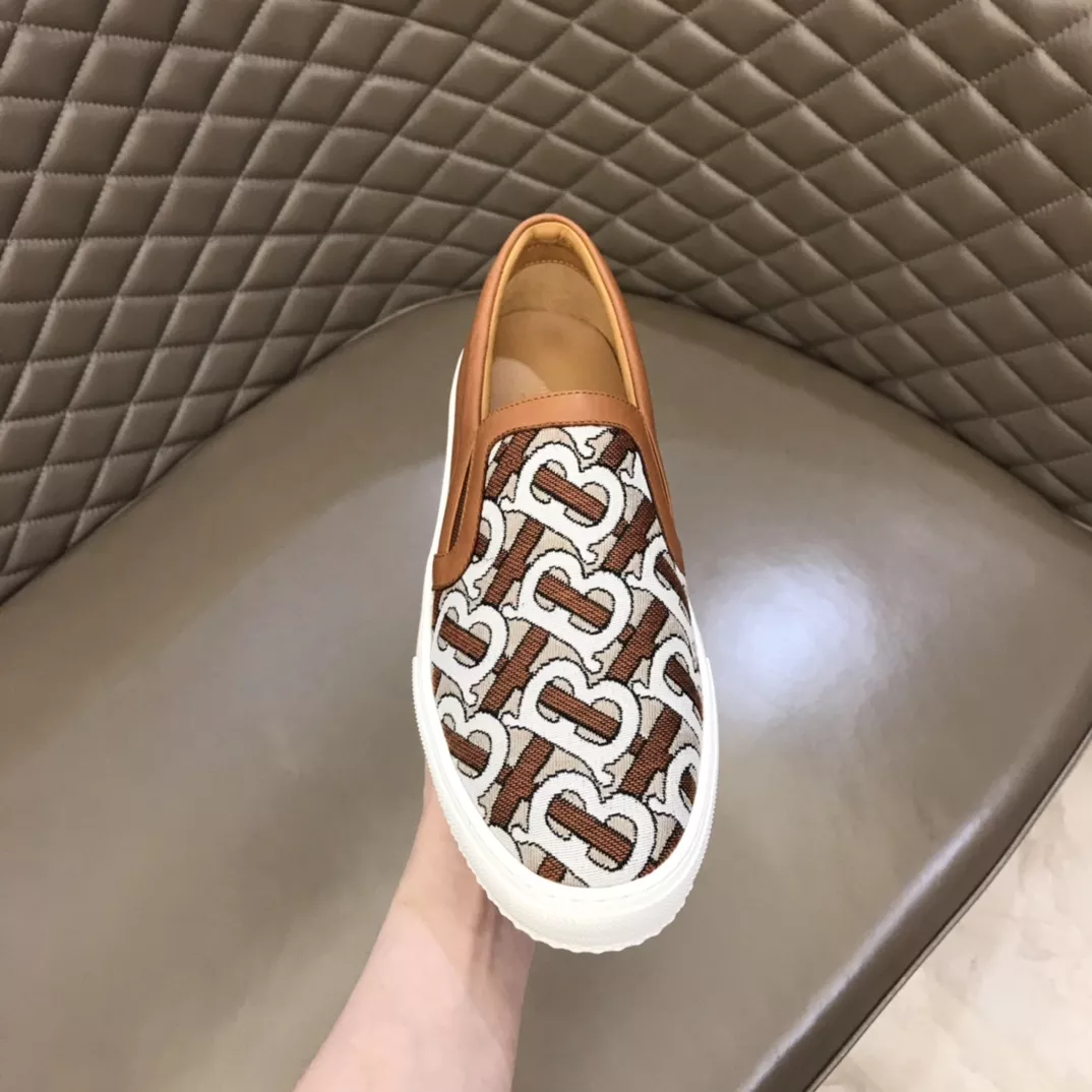 Burberry Casual Shoes For Men TopPick 6237