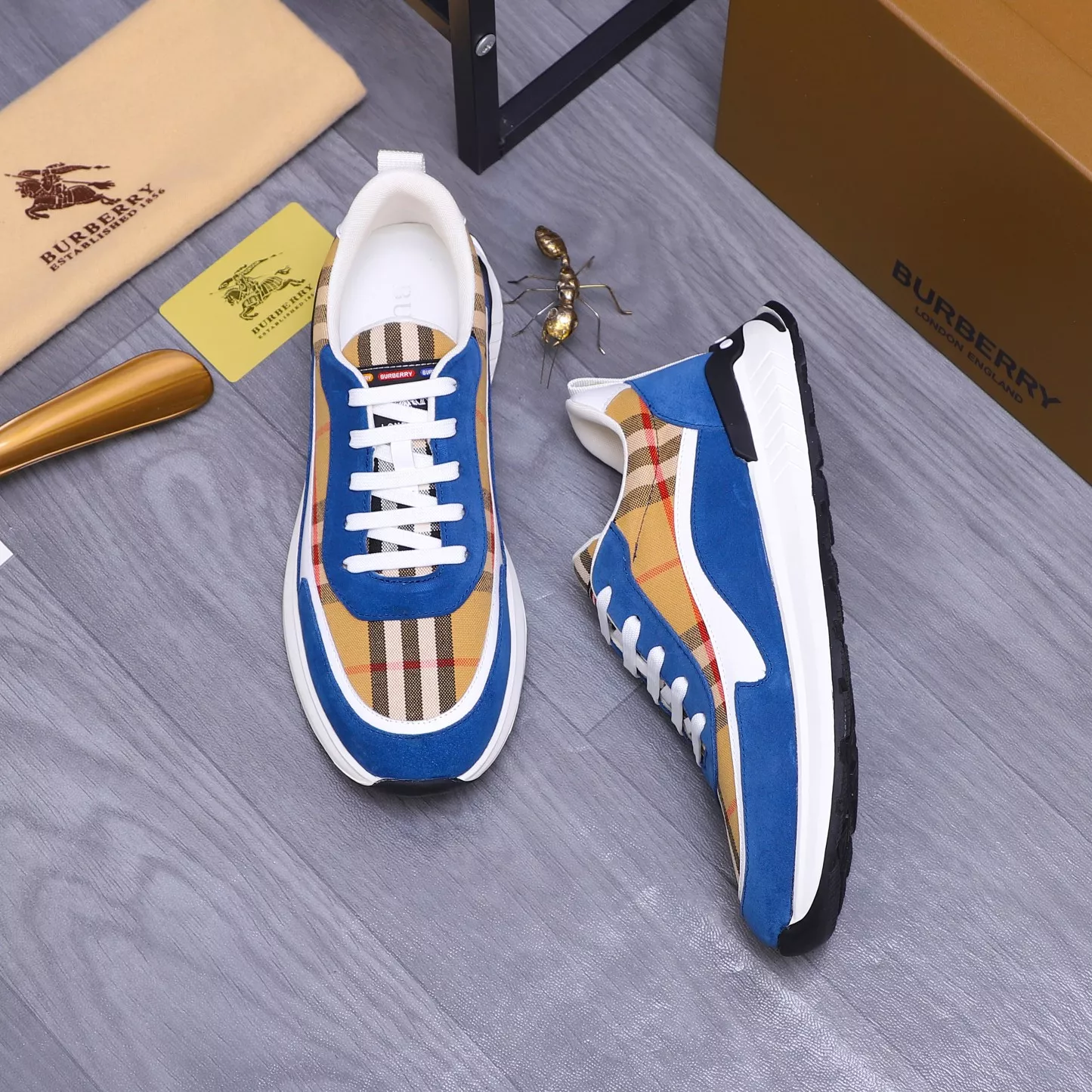 Burberry Casual Shoes For Men Trendy 4644