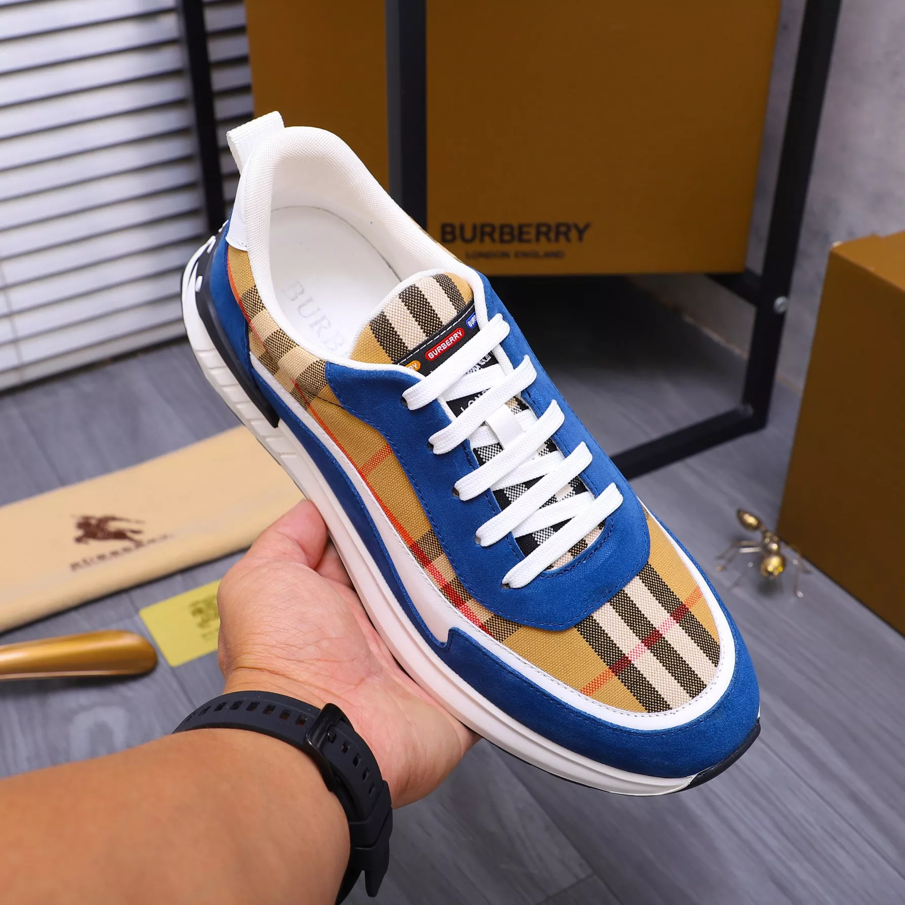Burberry Casual Shoes For Men Trendy 4644