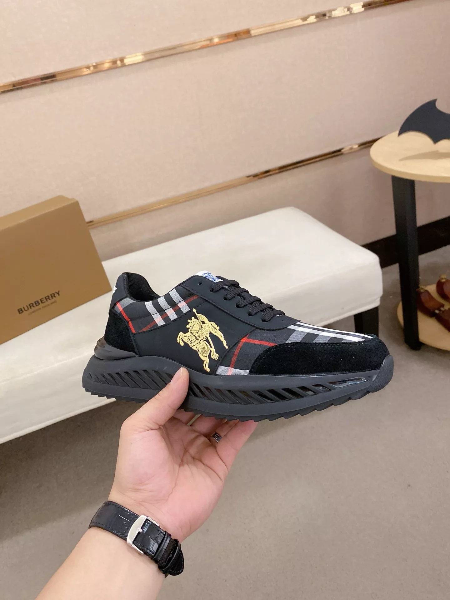 Burberry Casual Shoes For Men UrbanStyle 6701