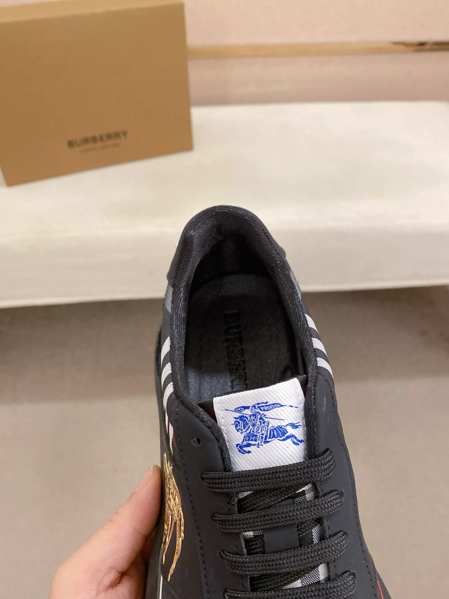Burberry Casual Shoes For Men UrbanStyle 6701