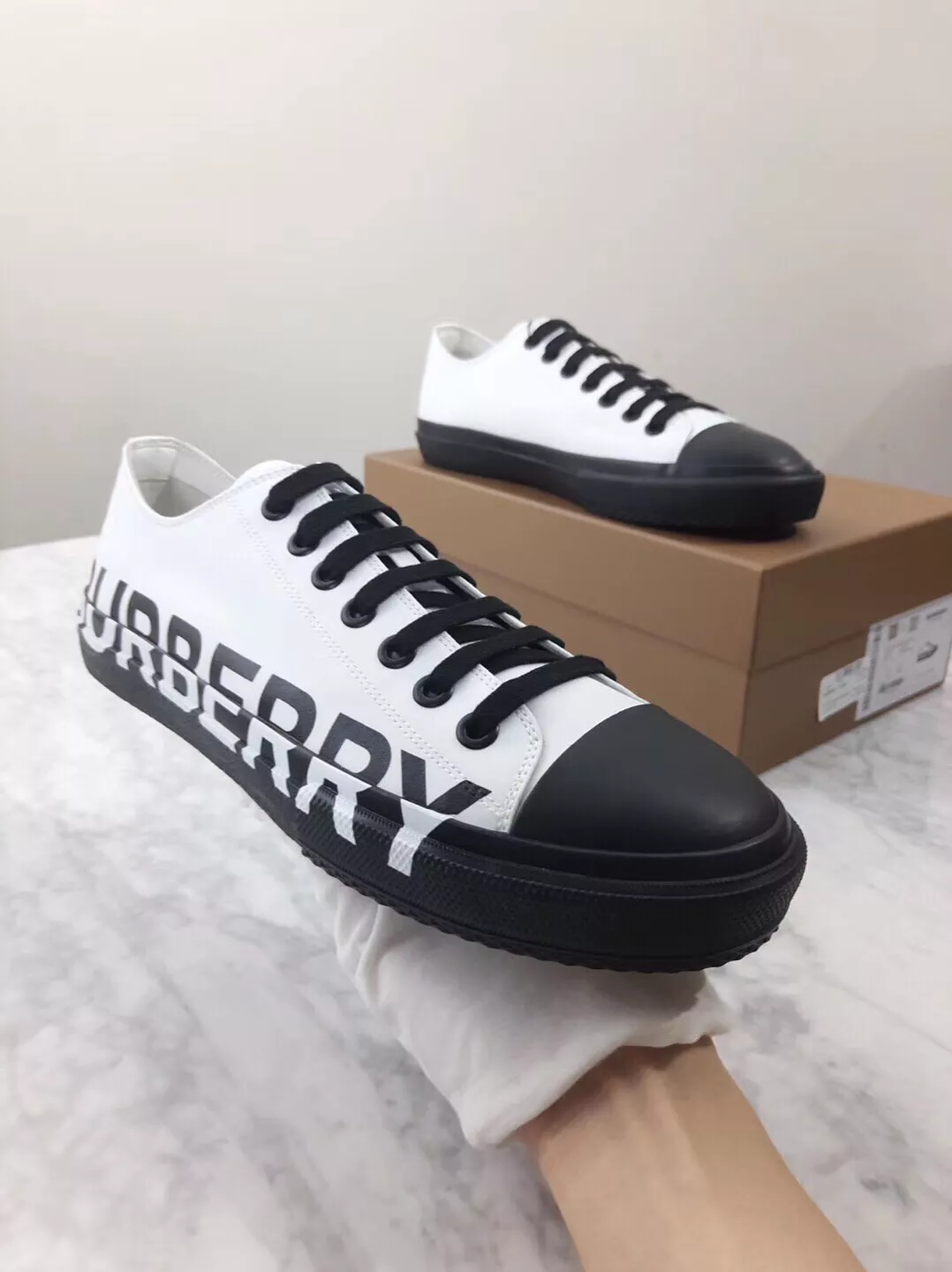 Burberry Casual Shoes For Men Versatile 2229