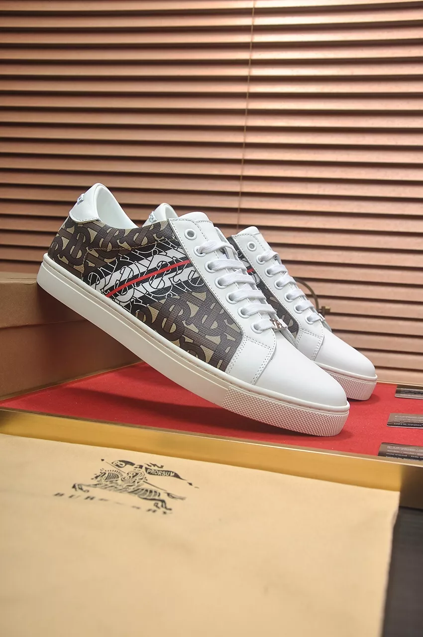 Burberry Casual Shoes For Men Versatile 352