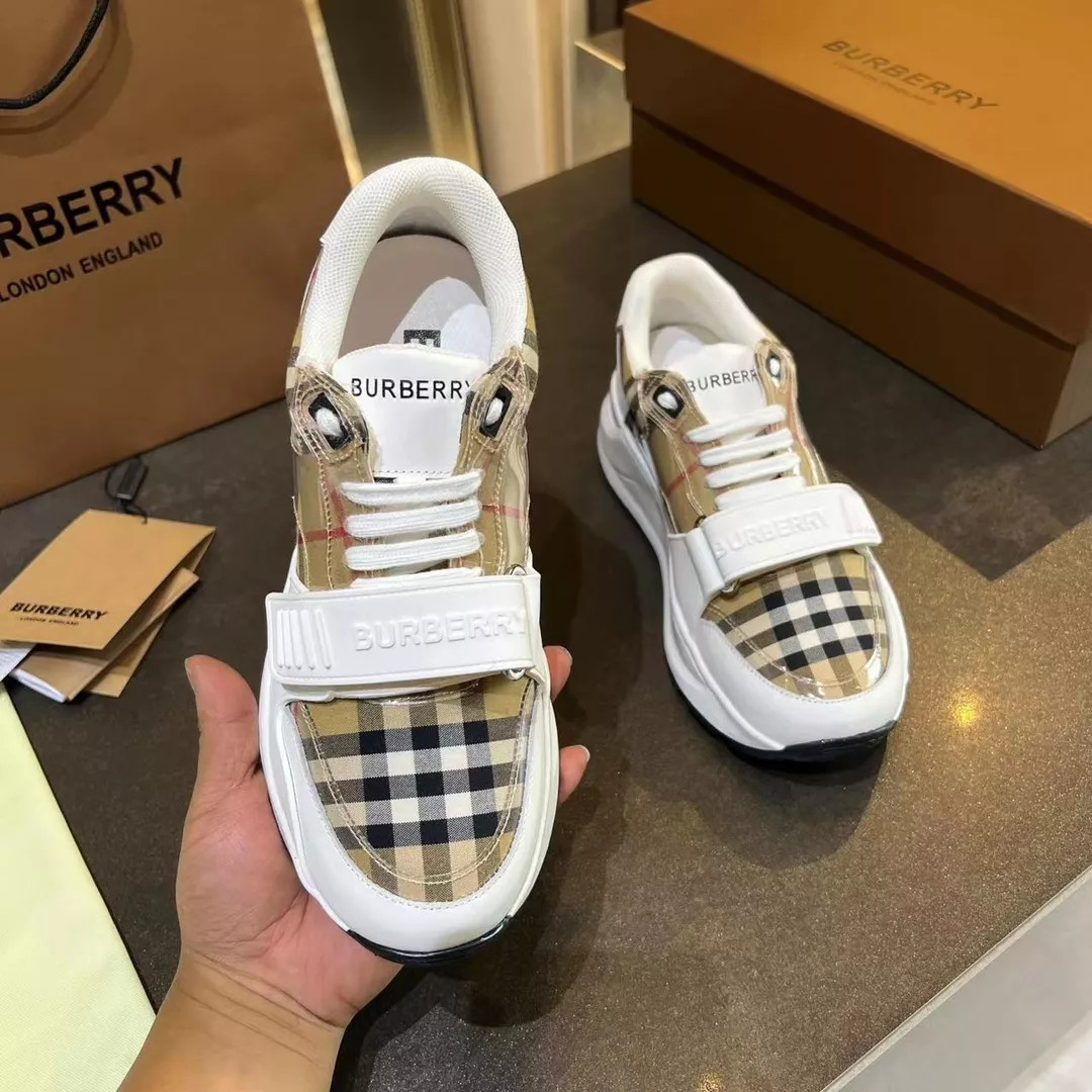Burberry Casual Shoes For Men Versatile 5045