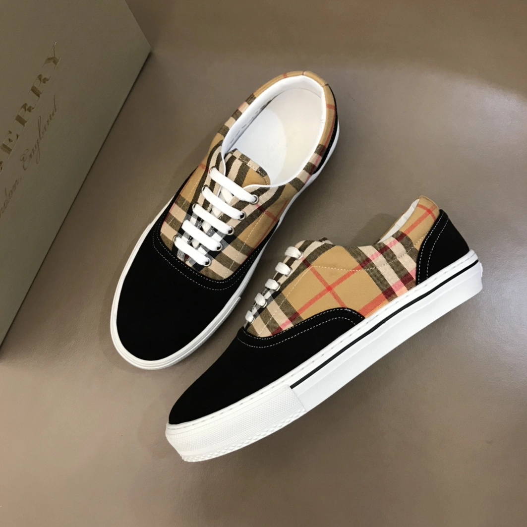 Burberry Casual Shoes For Men Versatile 7402