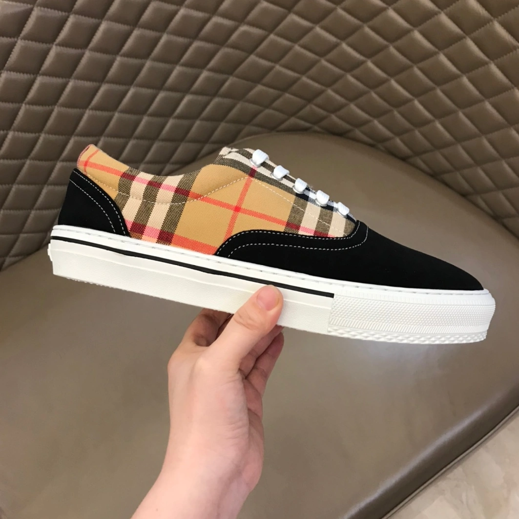 Burberry Casual Shoes For Men Versatile 7402