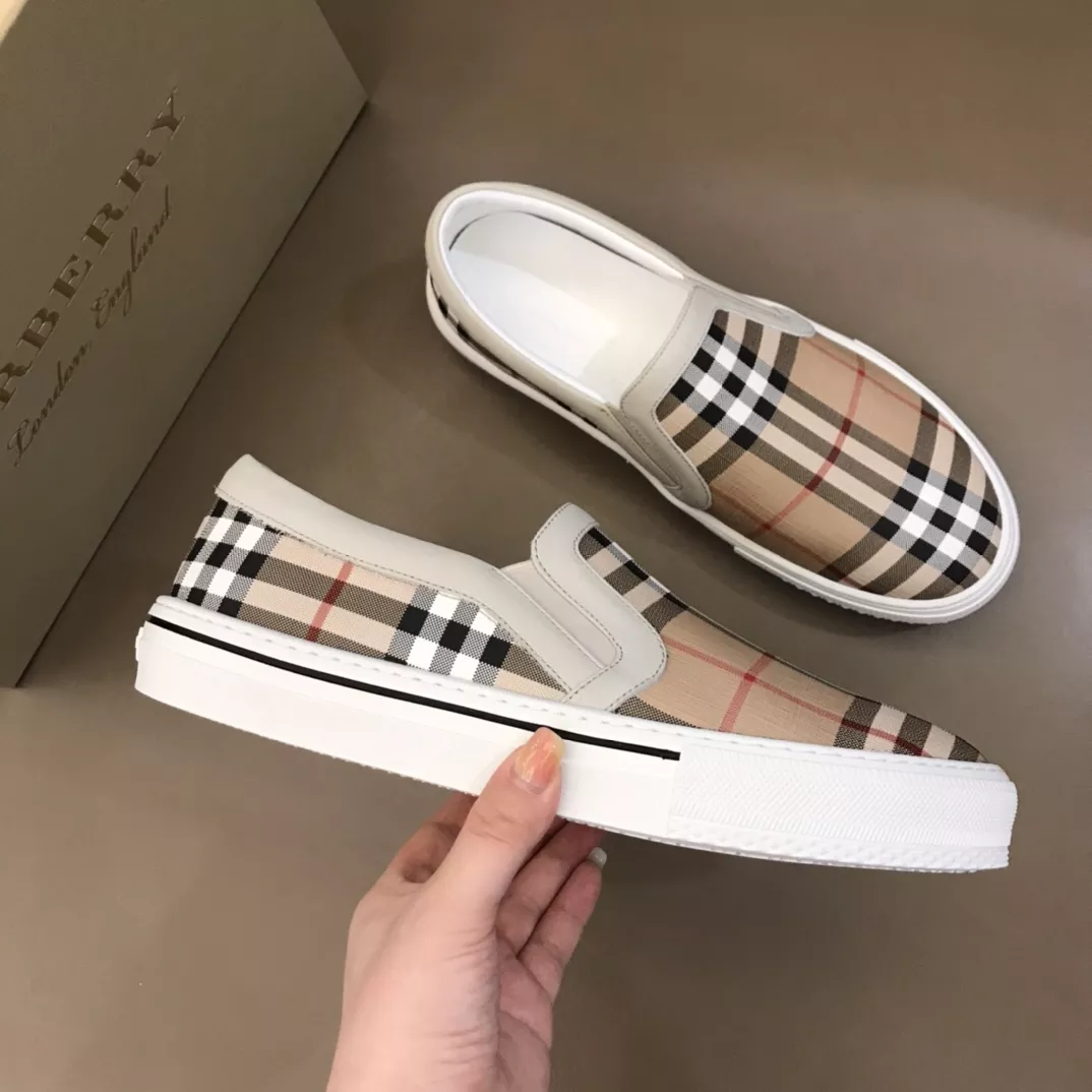 Burberry Casual Shoes For Men WellDesigned 3369