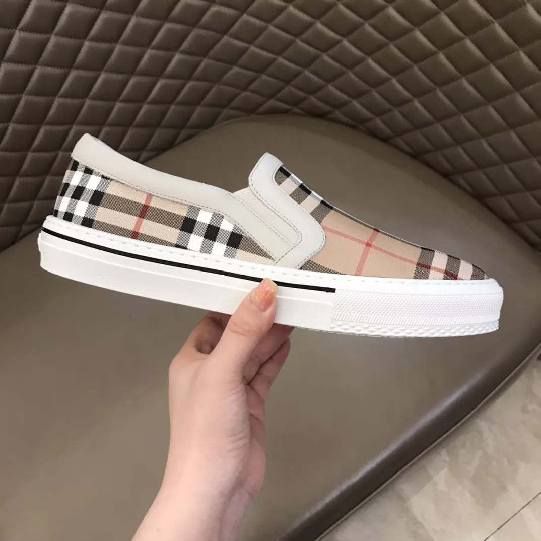 Burberry Casual Shoes For Men WellDesigned 3369
