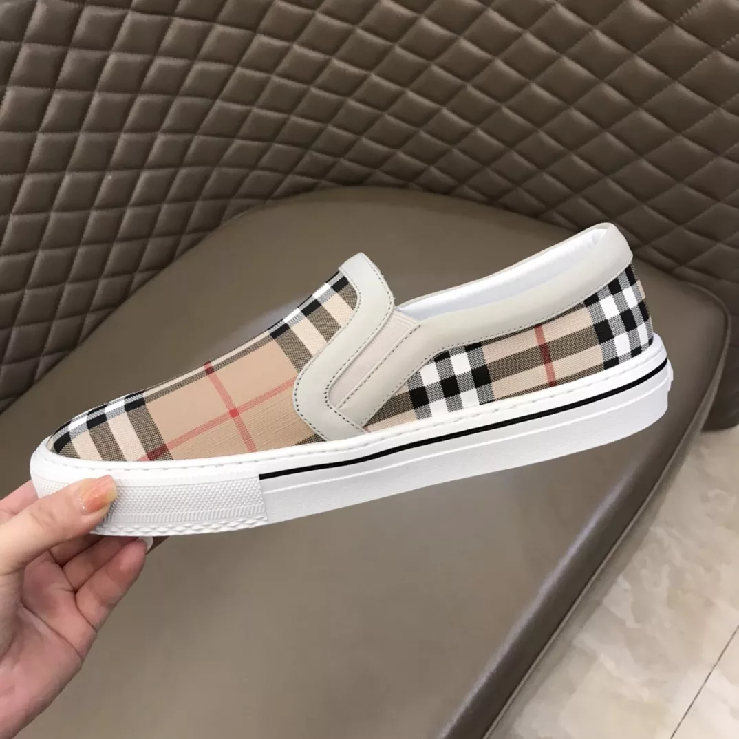 Burberry Casual Shoes For Men WellDesigned 3369