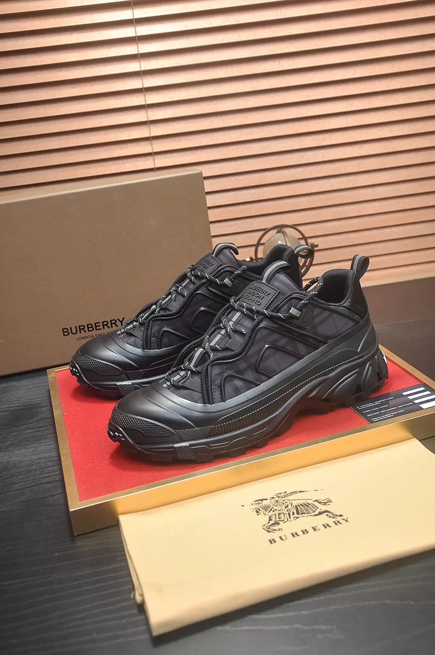 Burberry Casual Shoes For Men WellDesigned 7696