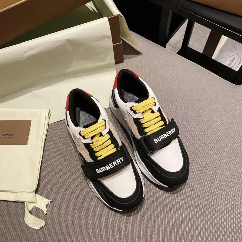 Burberry Casual Shoes For Women Lightweight 5956