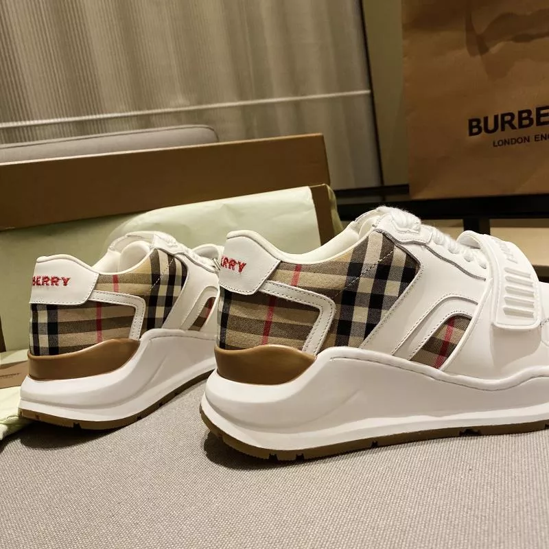 Burberry Casual Shoes For Women Soft 2303