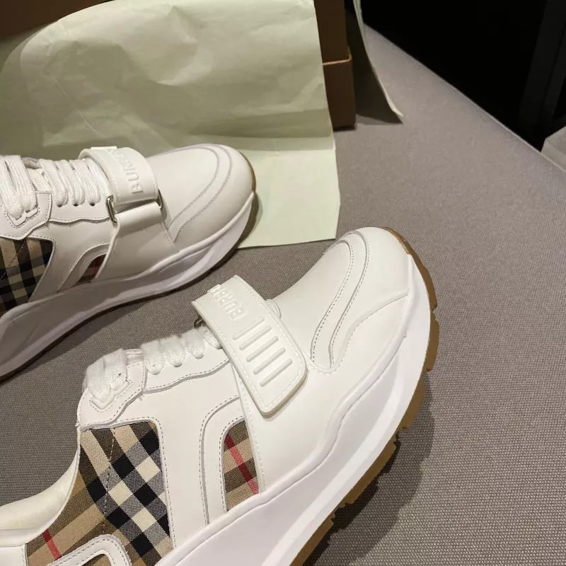 Burberry Casual Shoes For Women Soft 2303