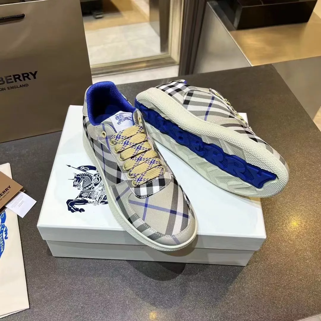 Burberry Casual Shoes For Women StreetReady 5941