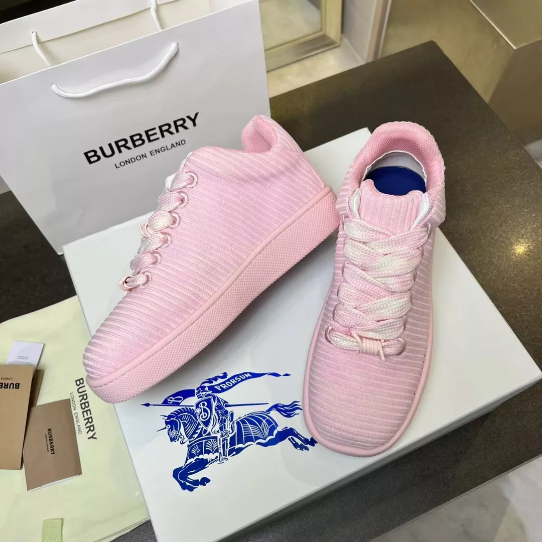 Burberry Casual Shoes For Women StreetReady 7002