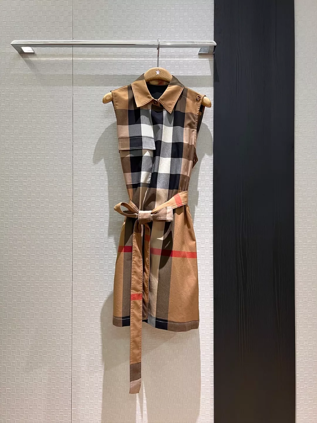 Burberry Dresses Sleeveless For Women Versatile 5118