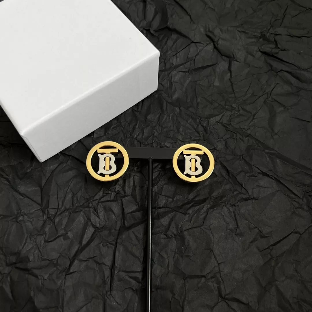 Burberry Earrings For Women Classic 255