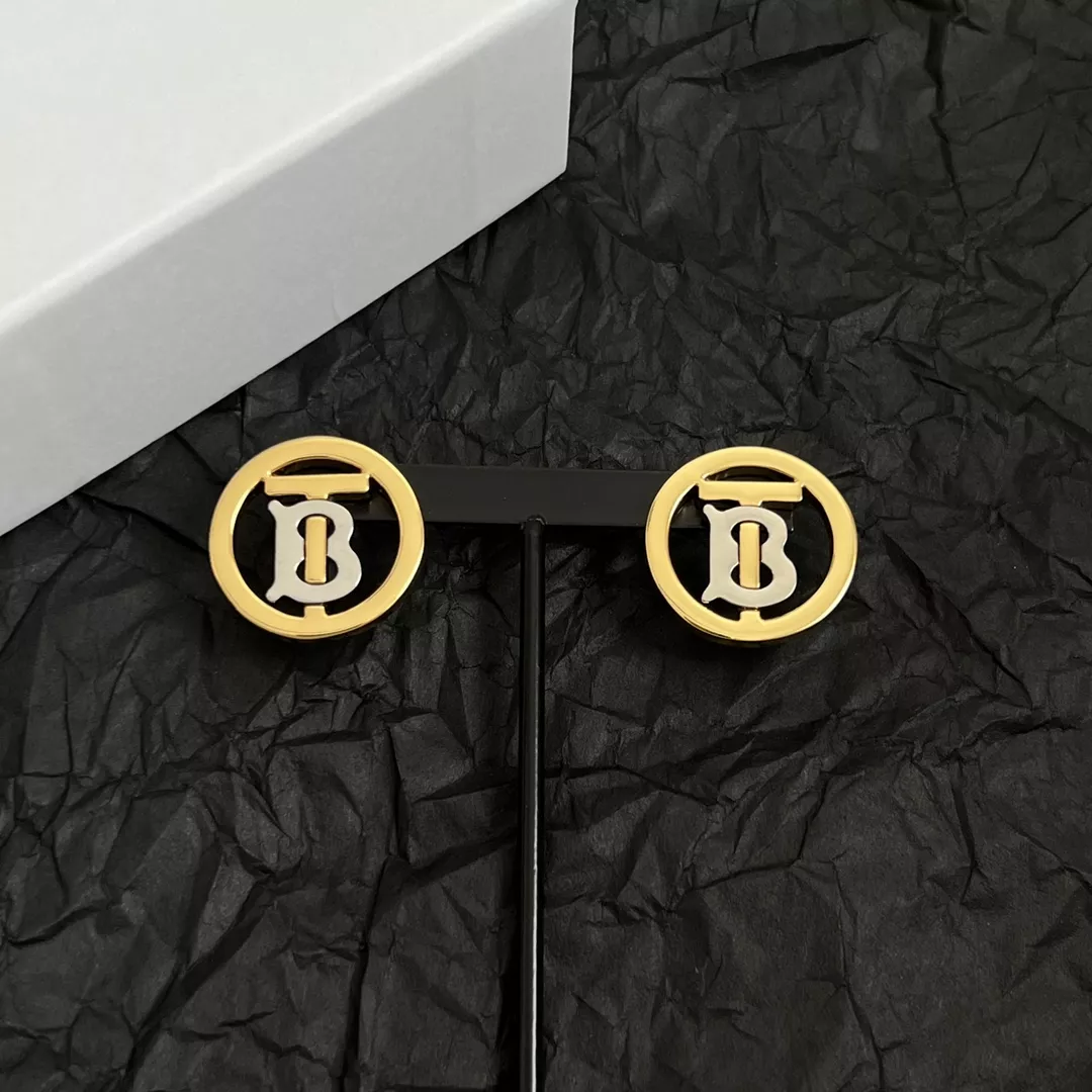 Burberry Earrings For Women Classic 255
