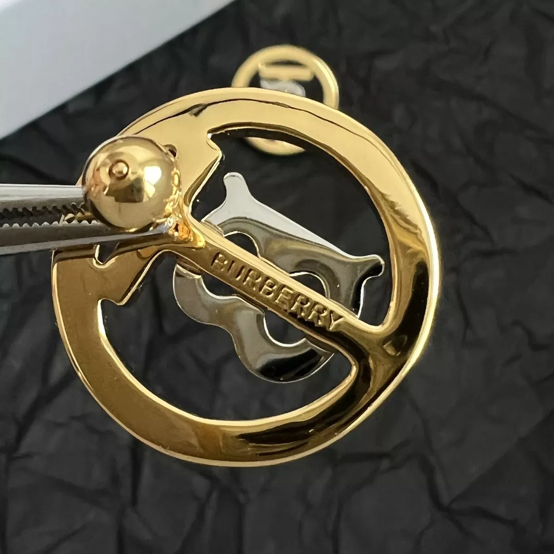 Burberry Earrings For Women Classic 255