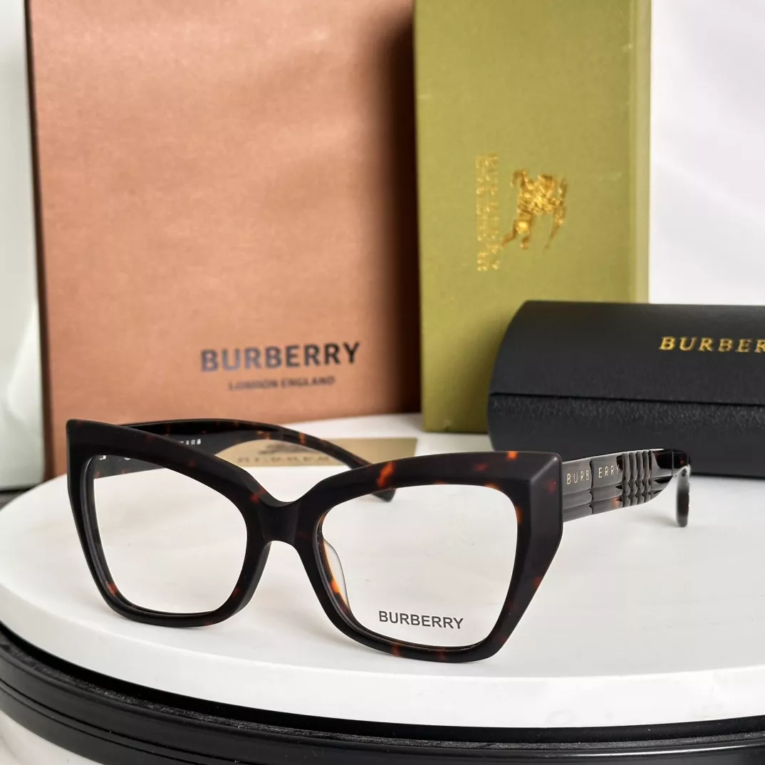 Burberry Fashion Goggles SportInspired 1333