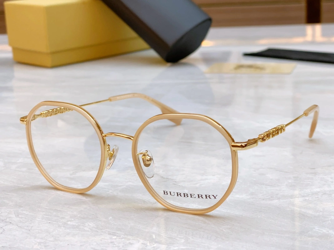 Burberry Fashion Goggles Unique 9052