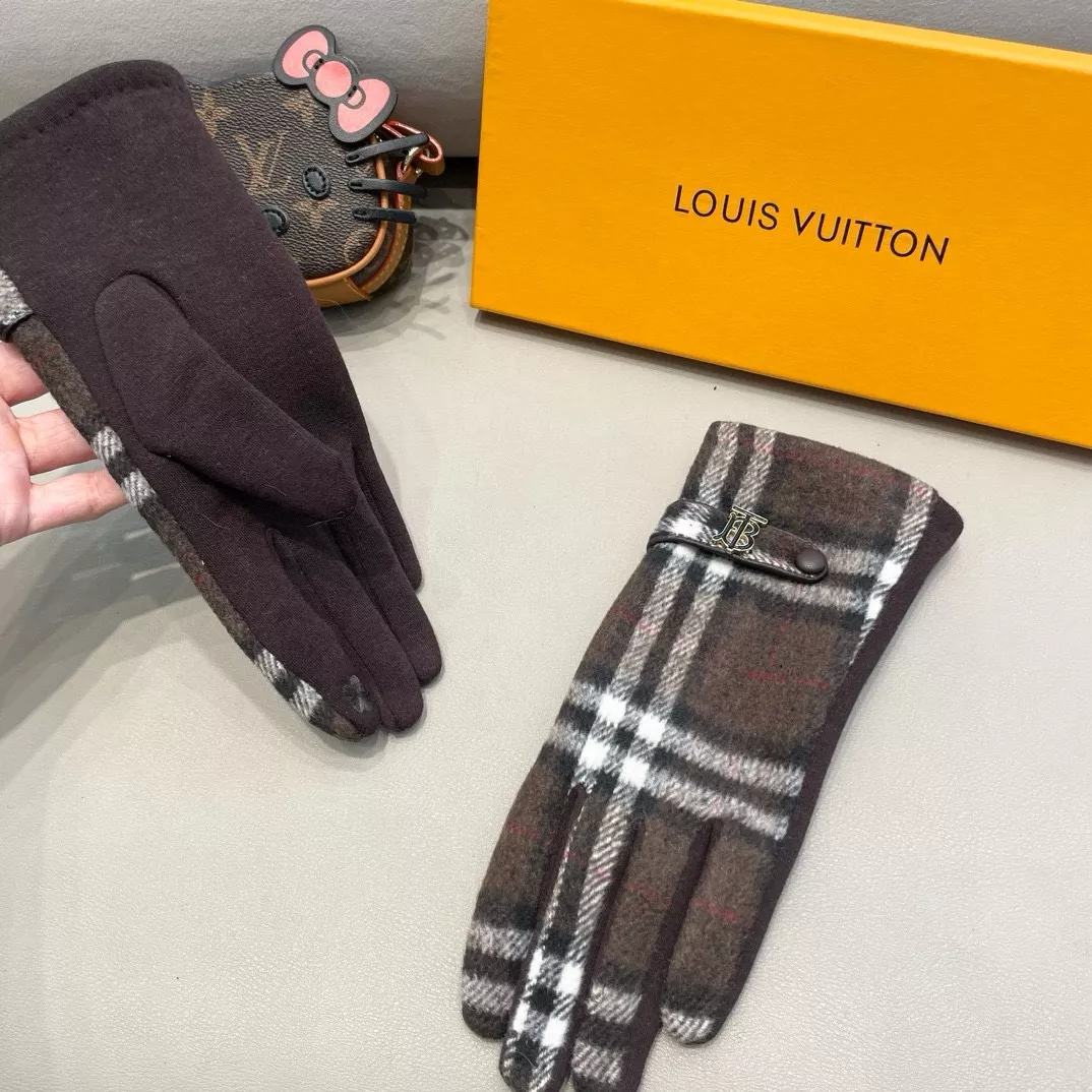 Burberry Gloves Comfortable 6661