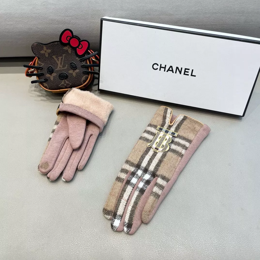 Burberry Gloves Comfortable 7739